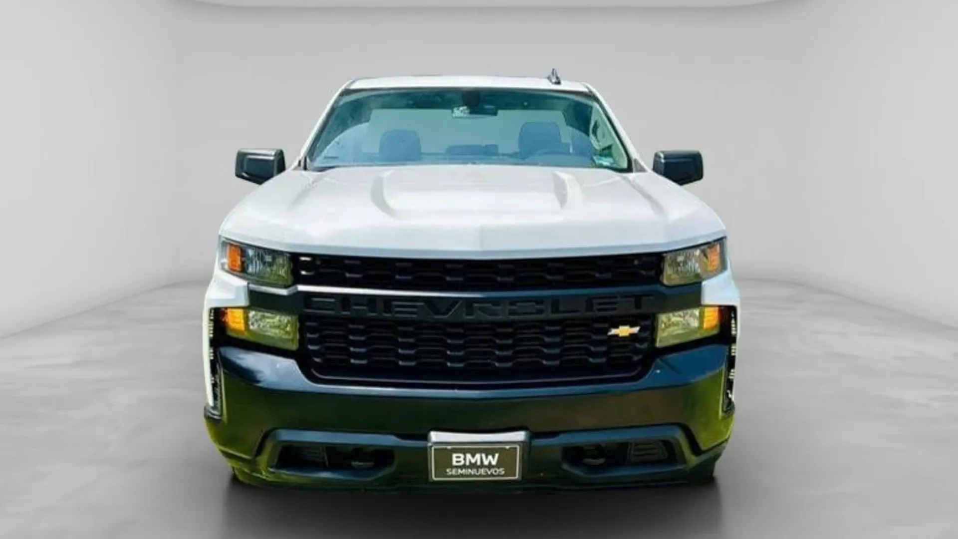 SILVERADO WT CABINA REGULAR 4X4 MMA image 3