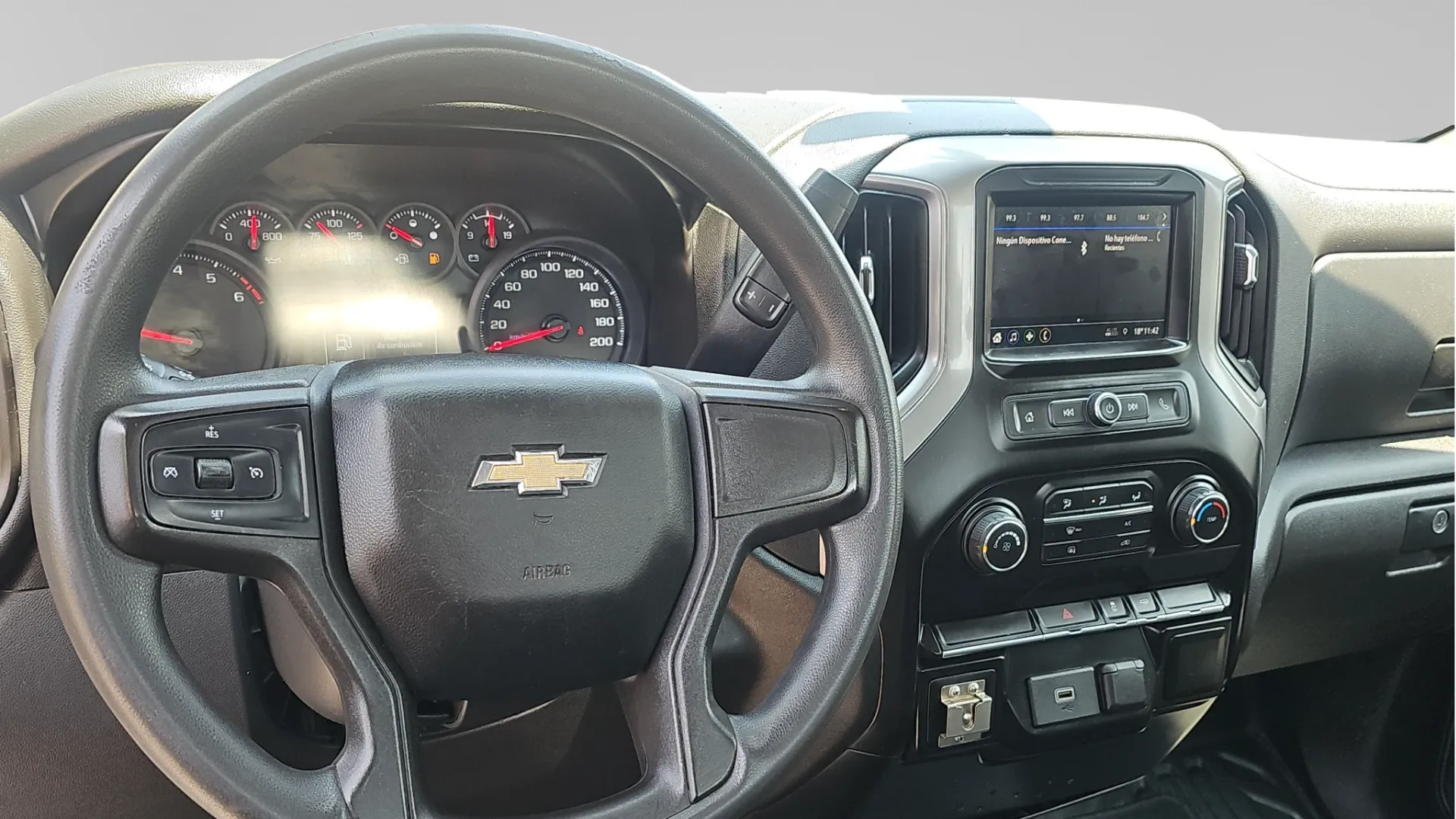 CHEVROLET SILVERADO 2020 PAQ A. CAB REG WT 4X2 MOTOR V6 4.3L (CDV) image 28