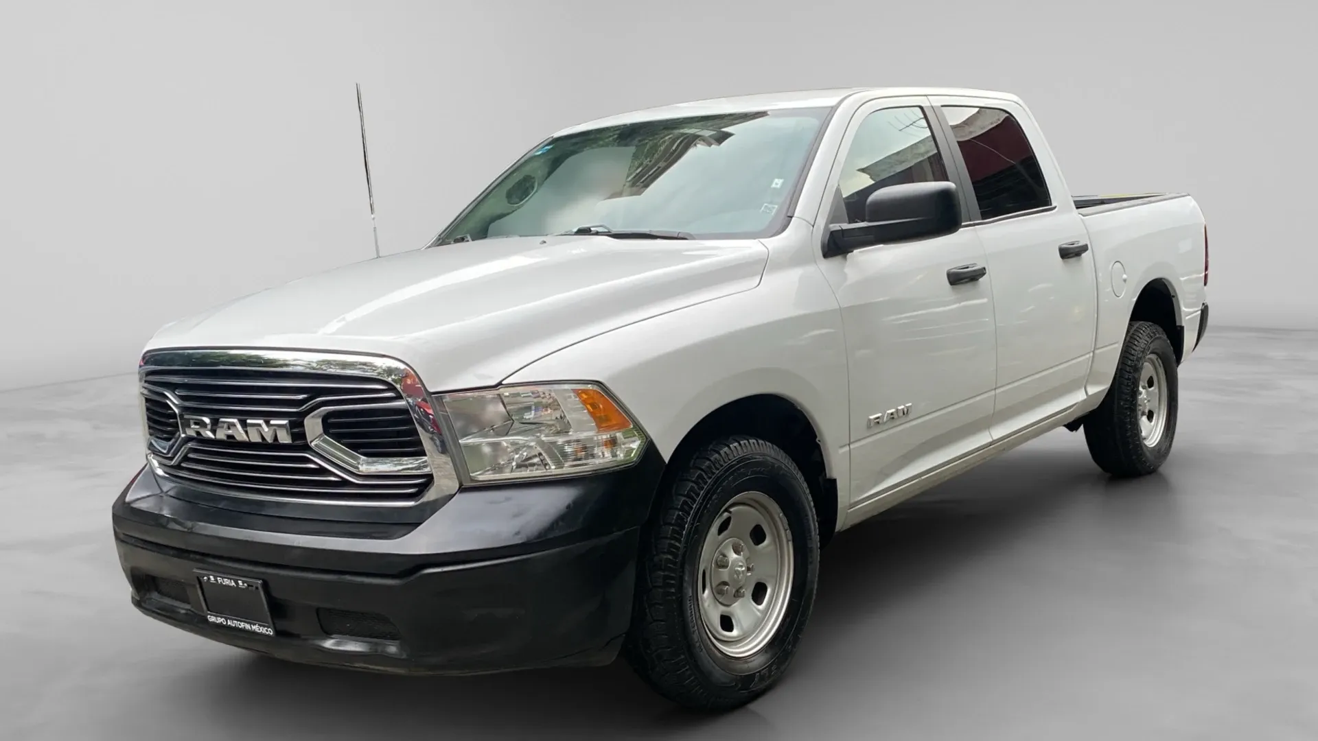DODGE RAM 2020	1500 CREW CAB SLT 4X2 (CDV) image 7