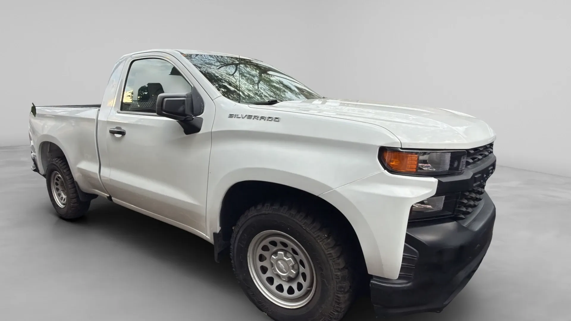 CHEVROLET SILVERADO 2 PTS. WT CABINA REGULAR, 4X2, V6, 4.3L, TA, A/AC	2020