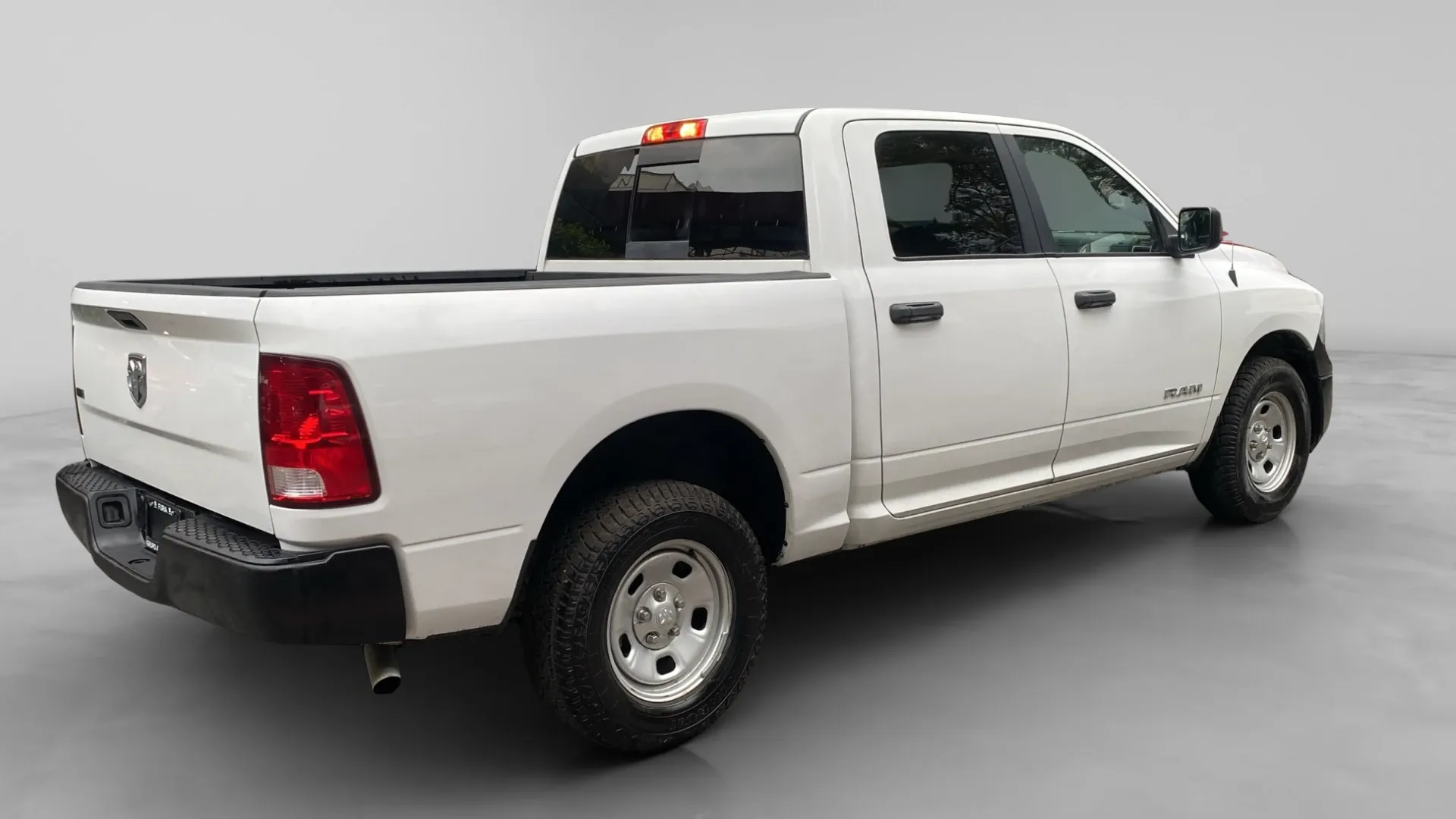 DODGE RAM 2020	1500 CREW CAB SLT 4X2 (CDV) image 3
