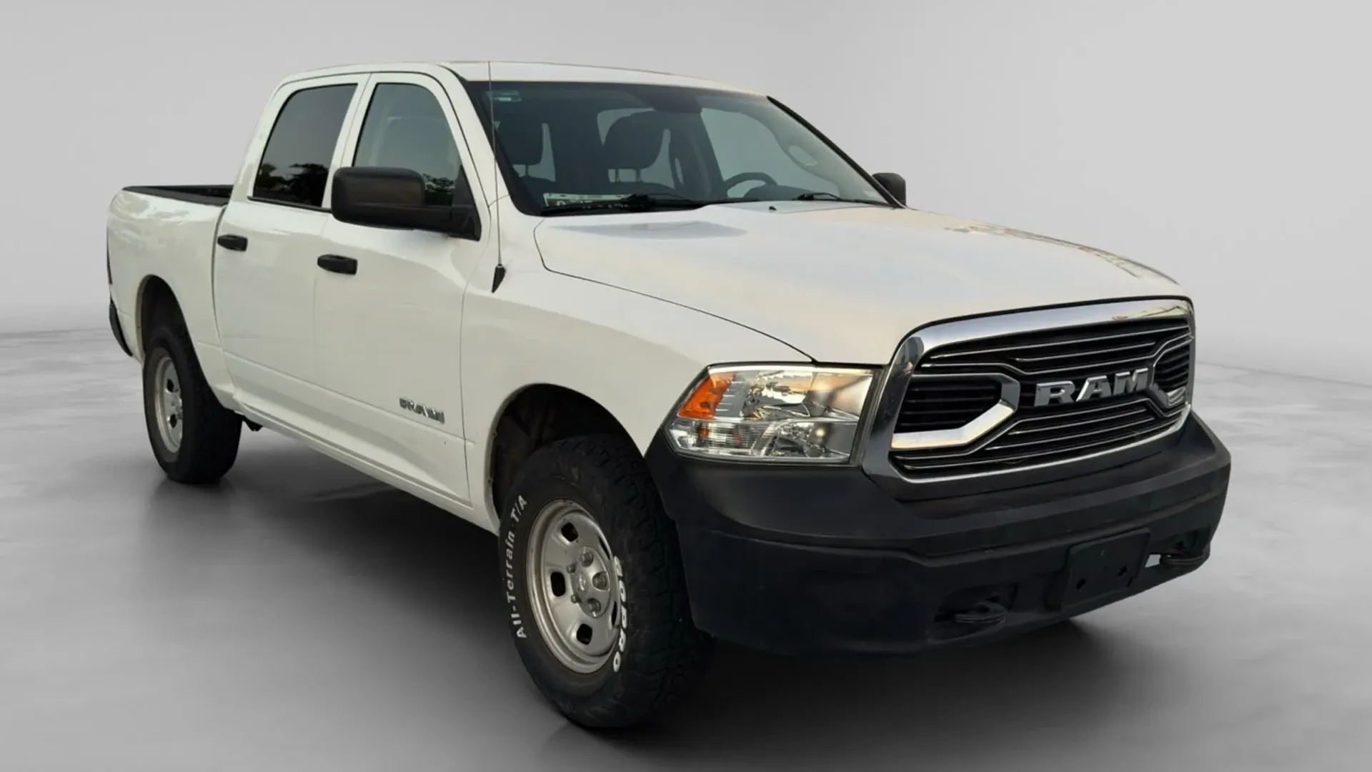 RAM 1500 CREW CAB SLT 4X4 MMA image 15