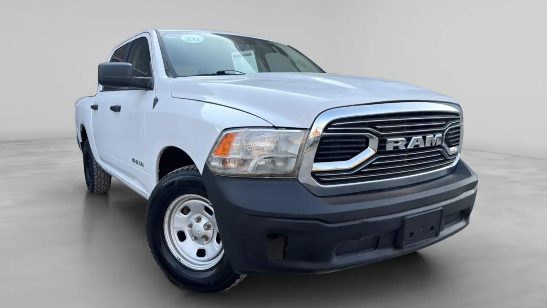 RAM 1500 DOBLE CABINA 4X4