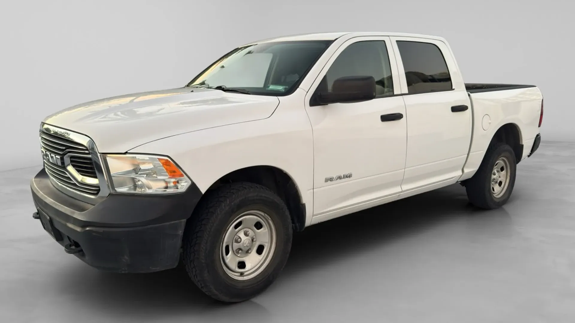 RAM 1500 CREW CAB SLT 4X4 MMA image 3
