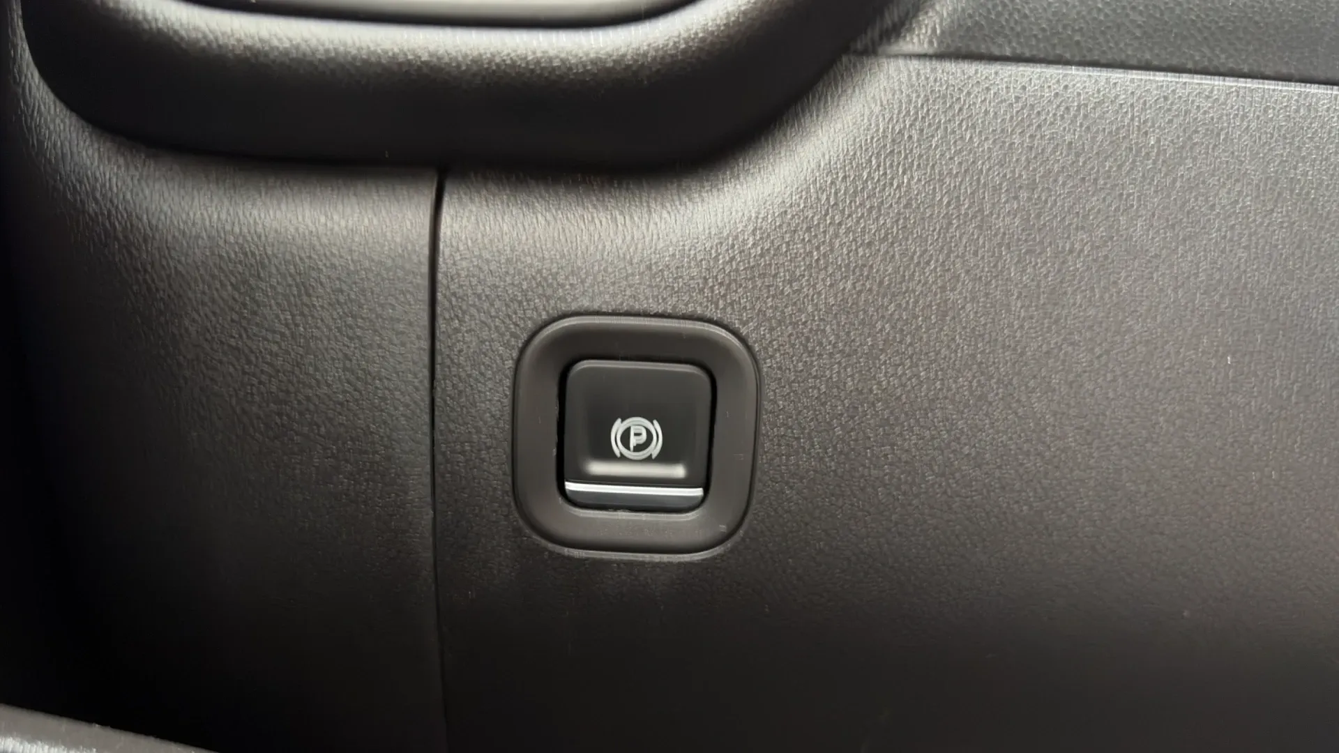 CHEVROLET SILVERADO 2020 PAQ E. WT DOBLE CABINA 4X2 MOTOR V6 4.3L (CDV) image 31