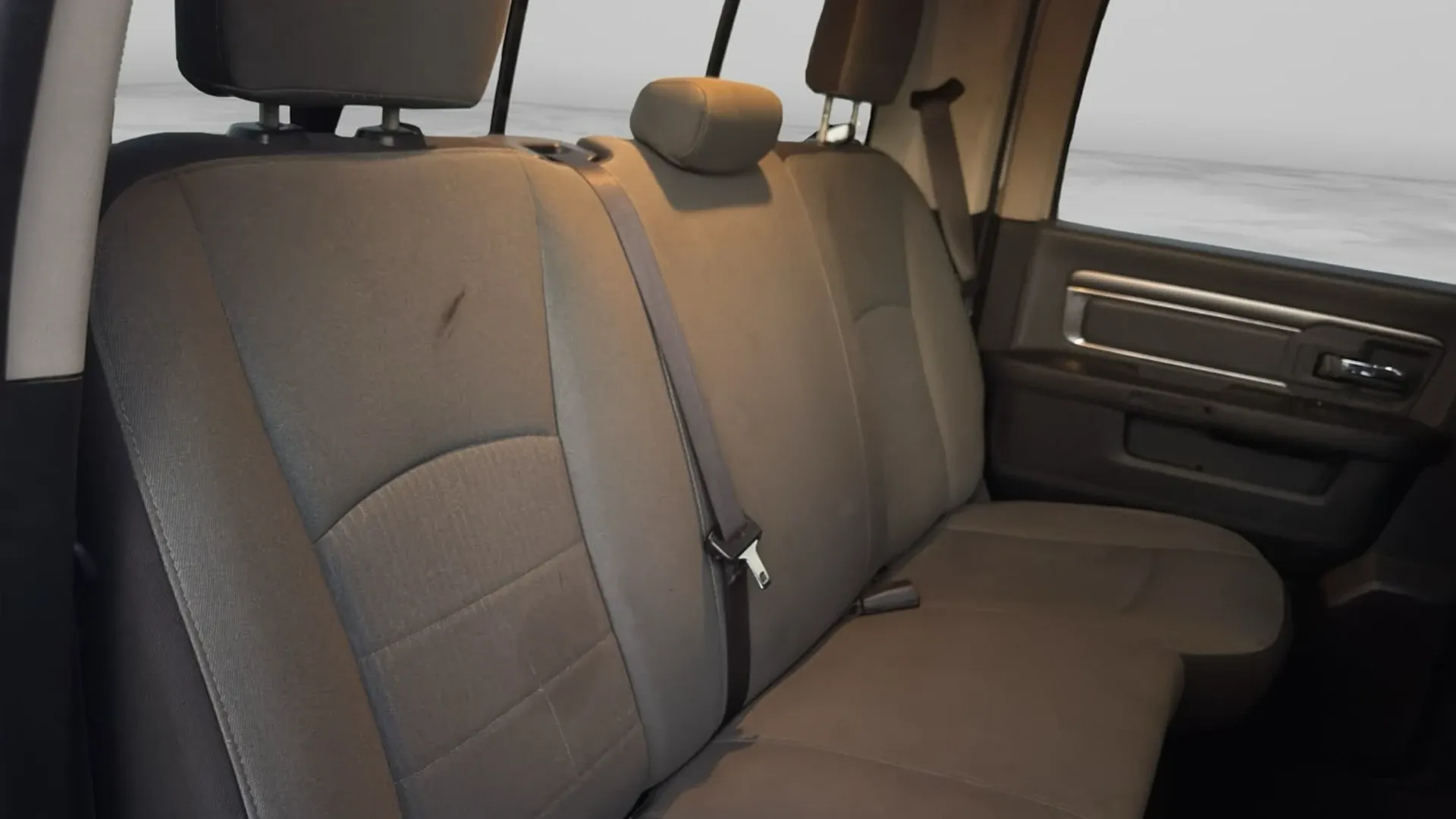 RAM 1500 CREW CAB SLT 4X4 MMA image 24