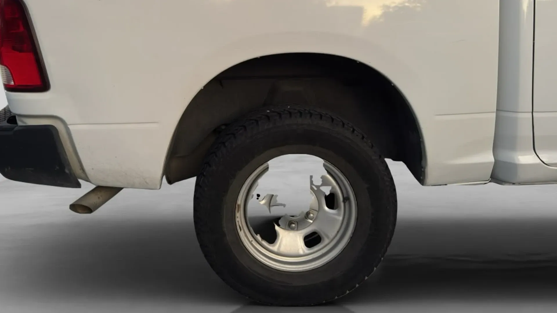RAM 1500 CREW CAB SLT 4X4 MMA image 30