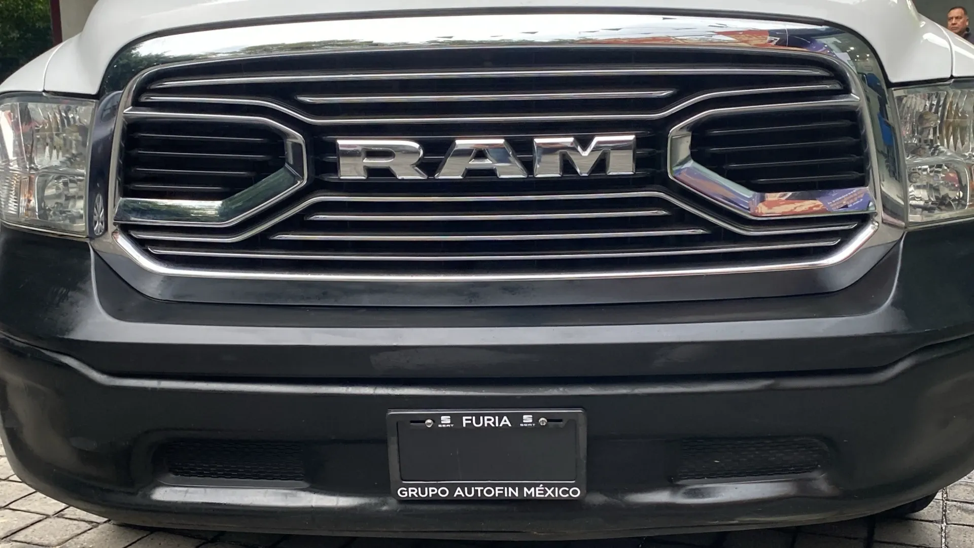 DODGE RAM 2020	1500 CREW CAB SLT 4X2 (CDV) image 9