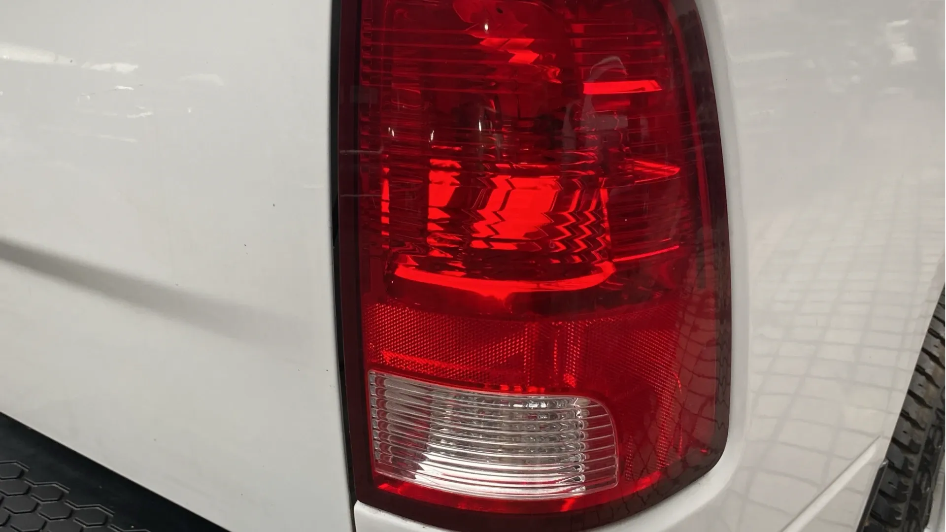 DODGE RAM 2020	1500 CREW CAB SLT 4X2 (CDV) image 16