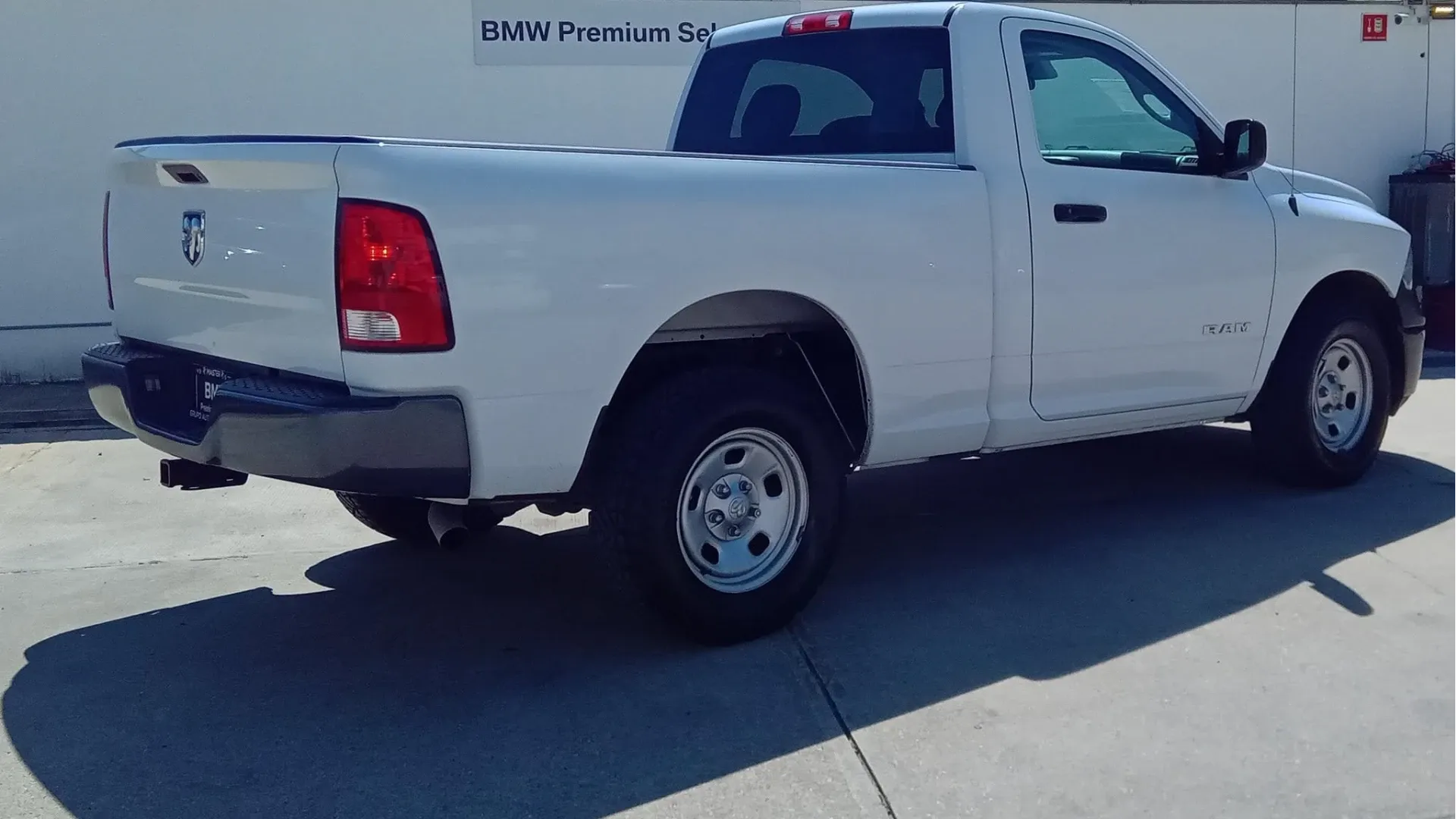 RAM 1500 ST 4X2 MMA image 10